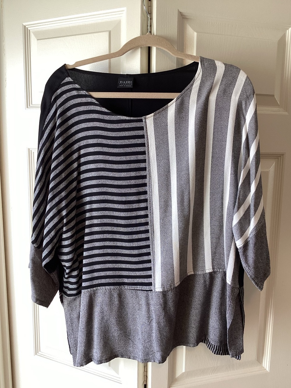 PAIREL Gray & White Striped Drop-Sleeve Top